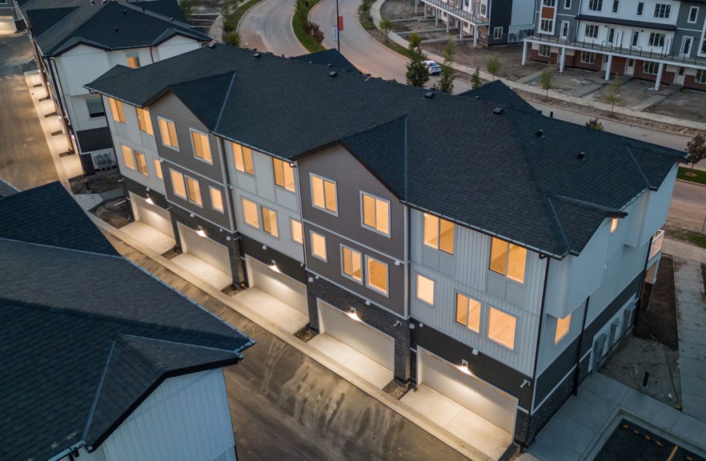 LOCKWOOD TOWNHOMES