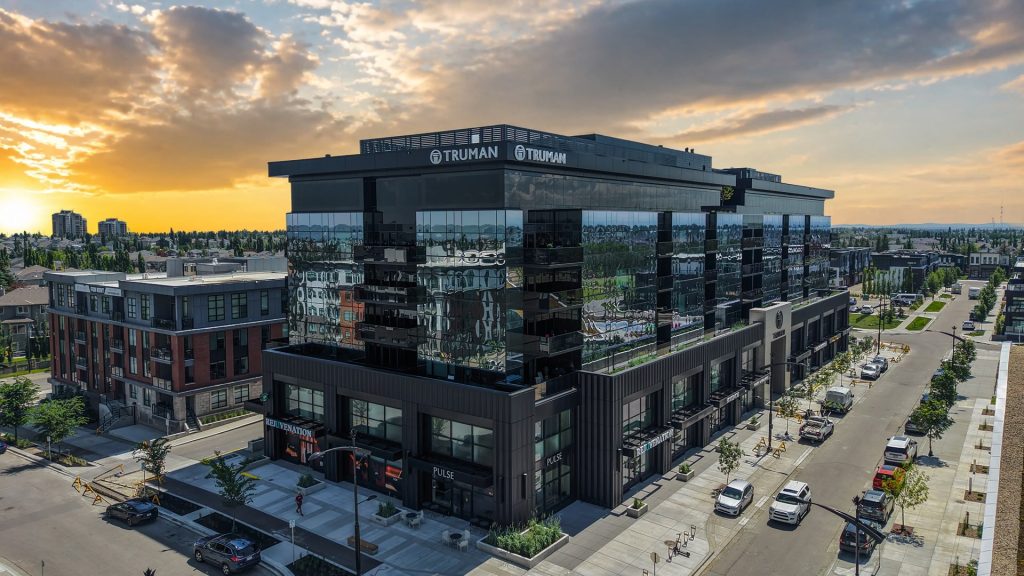 THE HQ